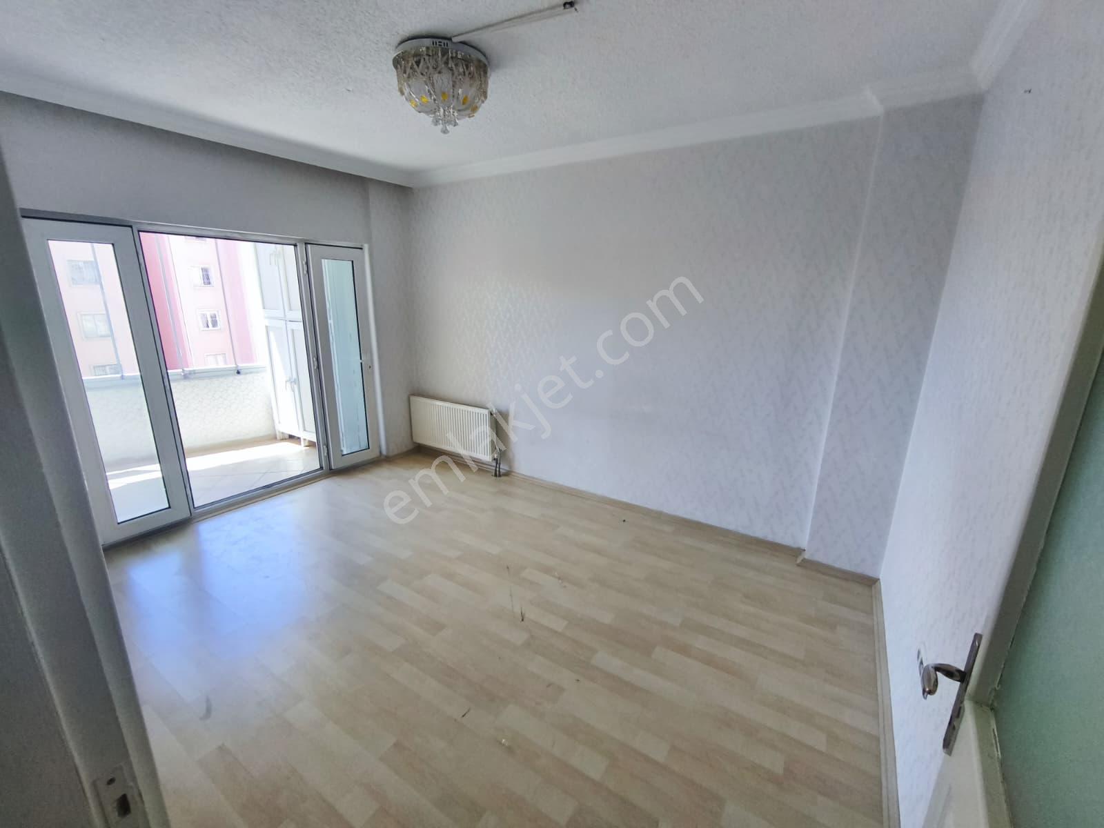 Seyrantepe De Yüksek Giriş 2+1 Daire Fg Bloklarda - Görsel 12
