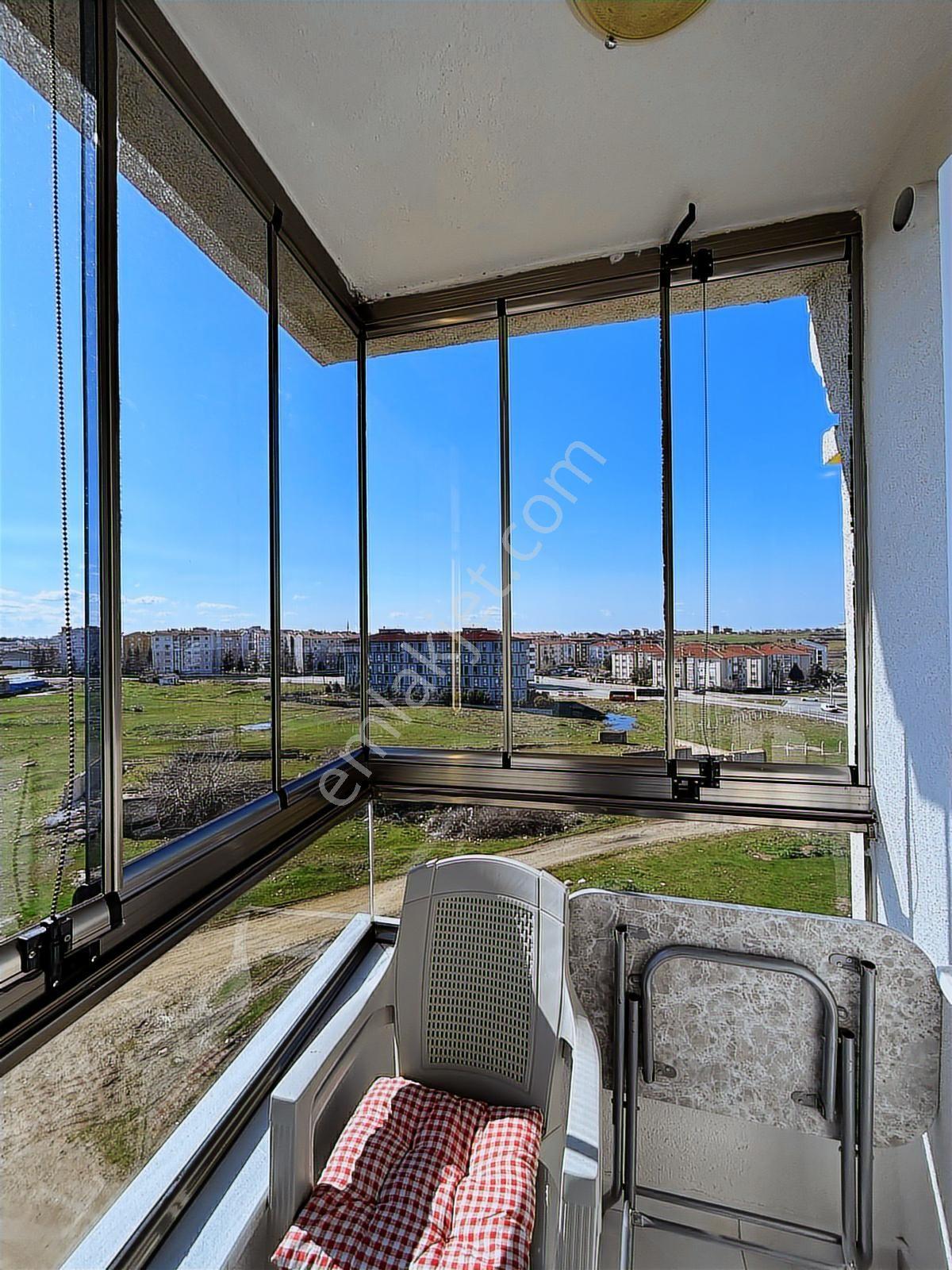 Atatürk Mahallesi Havuzlu Site İçerisinde Satılık 1+1 Daire - Görsel 23