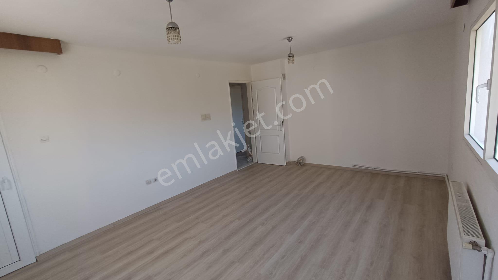 Bornova Evka 4 3+1 Doğalgazlı Kiralık Daire - Görsel 26