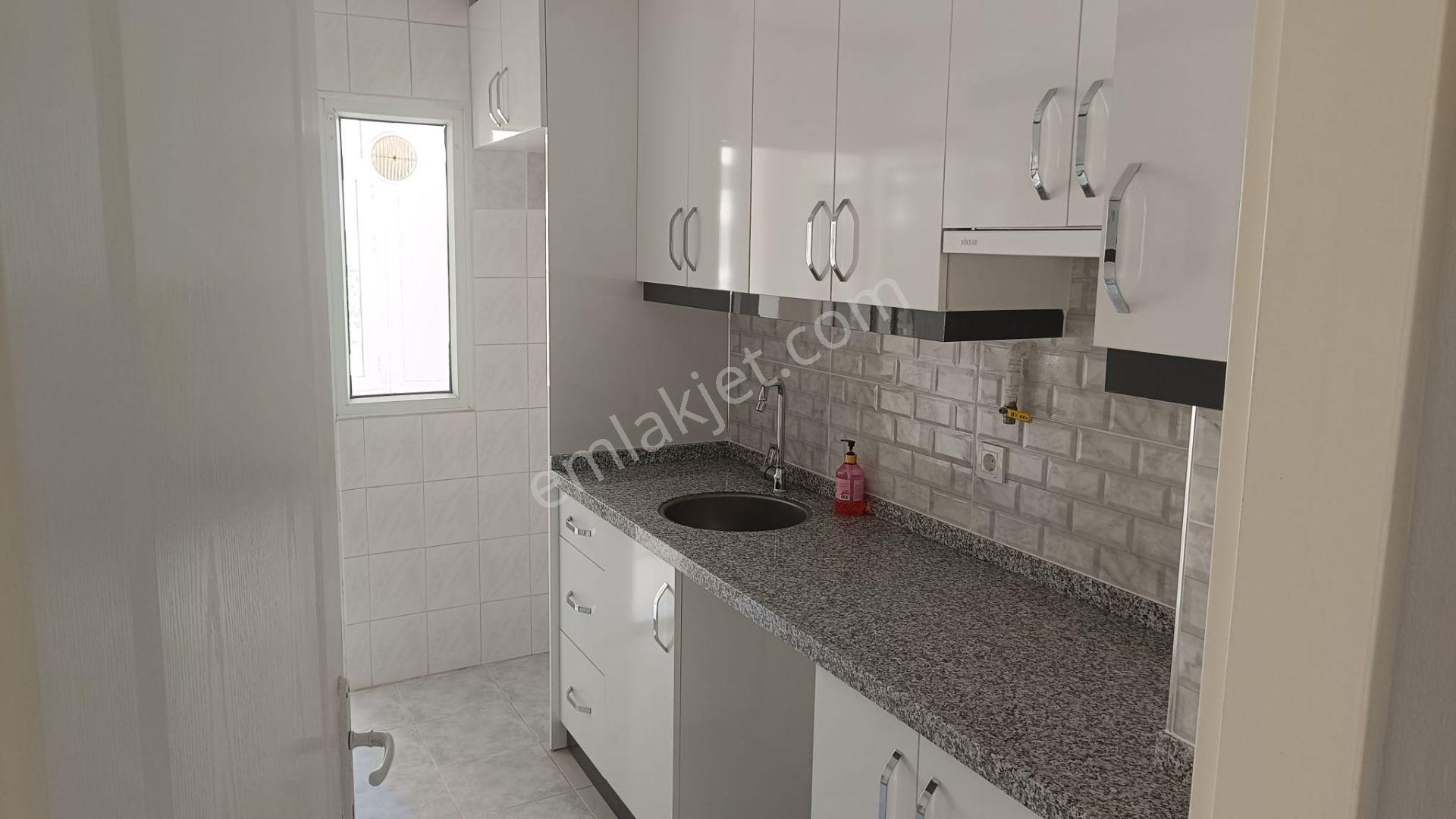 Bornova Evka 4 3+1 Doğalgazlı Kiralık Daire - Görsel 8