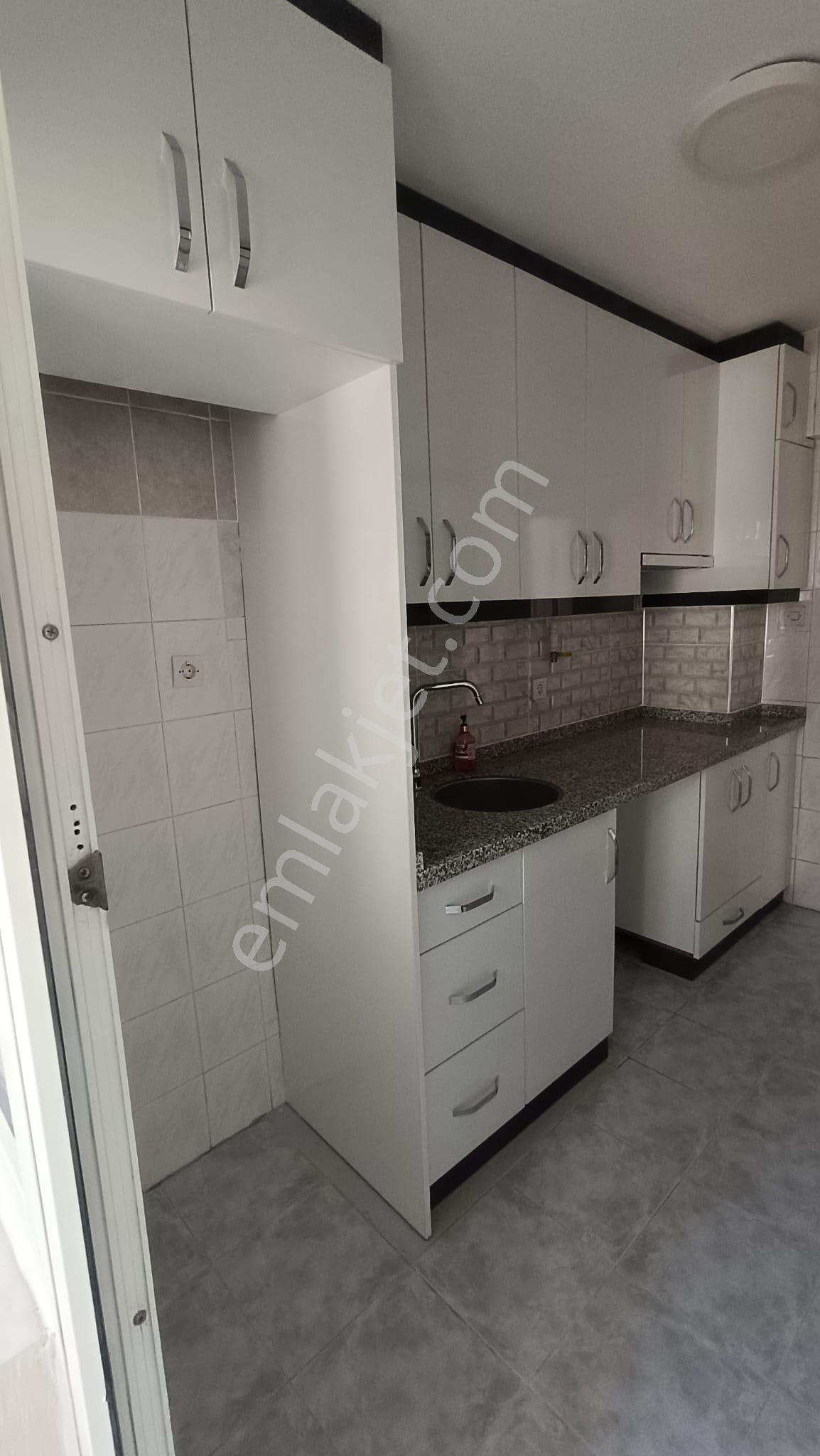 Bornova Evka 4 3+1 Doğalgazlı Kiralık Daire - Görsel 2
