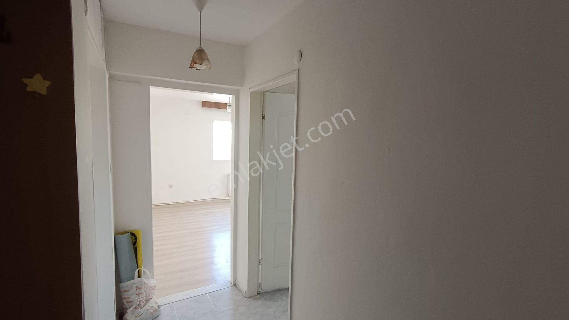 Bornova Evka 4 3+1 Doğalgazlı Kiralık Daire - Görsel 10