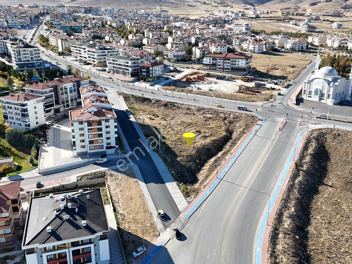İşyapar'dan Ticari 1825 M² 2 Katlı Köşe Parsel Cadde Üzeri Arsa - Görsel 17