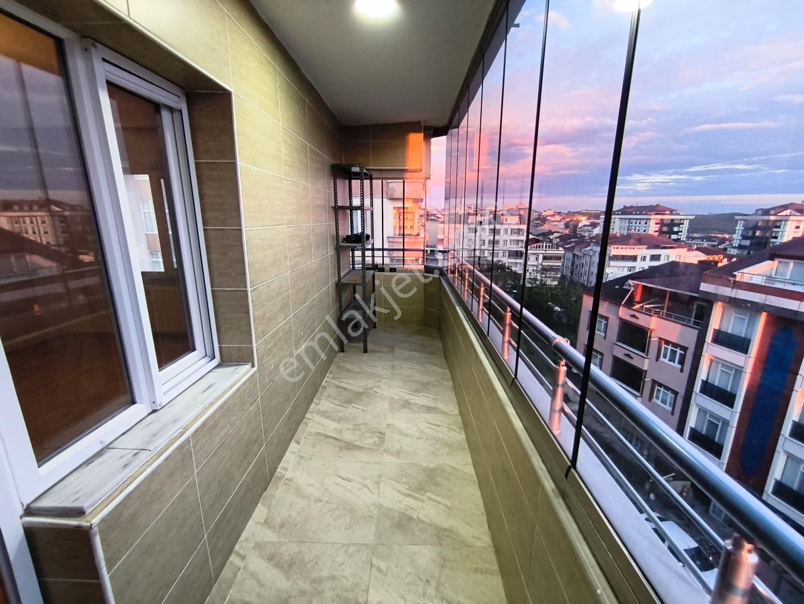 Mustafa Kemalpaşa Mah. 3+1 135 M2 Satılık Daire
