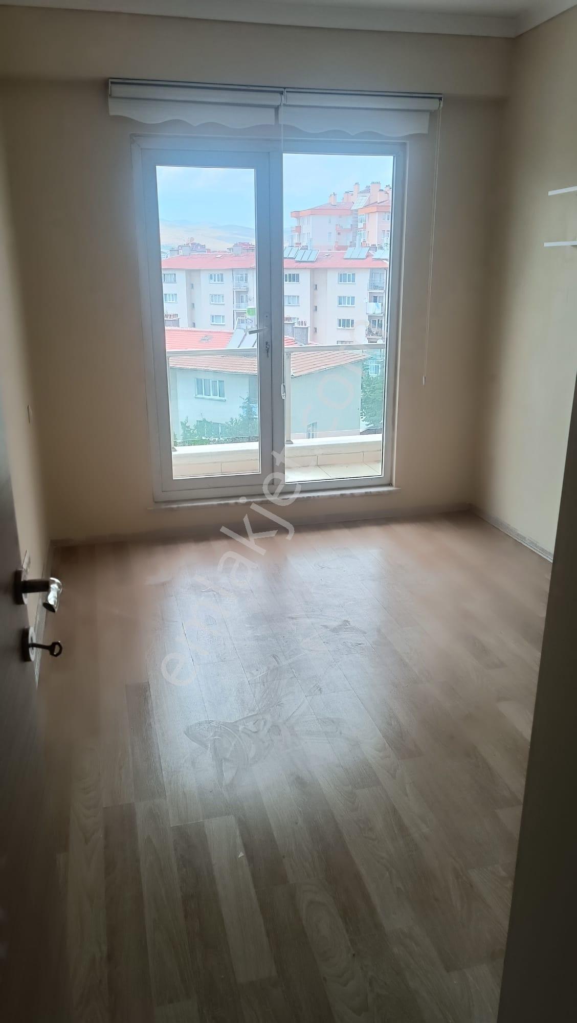 Otogar Karşısı Studio Style 1+1 Ara Kat Kiralık Daire - Görsel 7