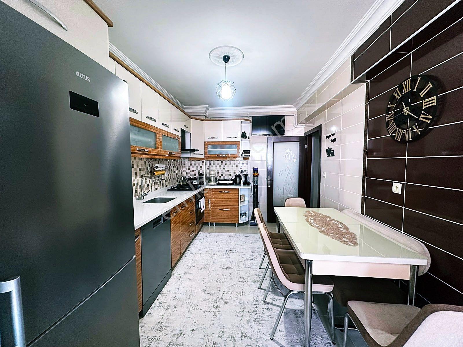 Cihandan Çiğdemtepe Selim Cadde Yakını Ful Yapılı Manzaralı Satlık 4+1 Daire - Görsel 3