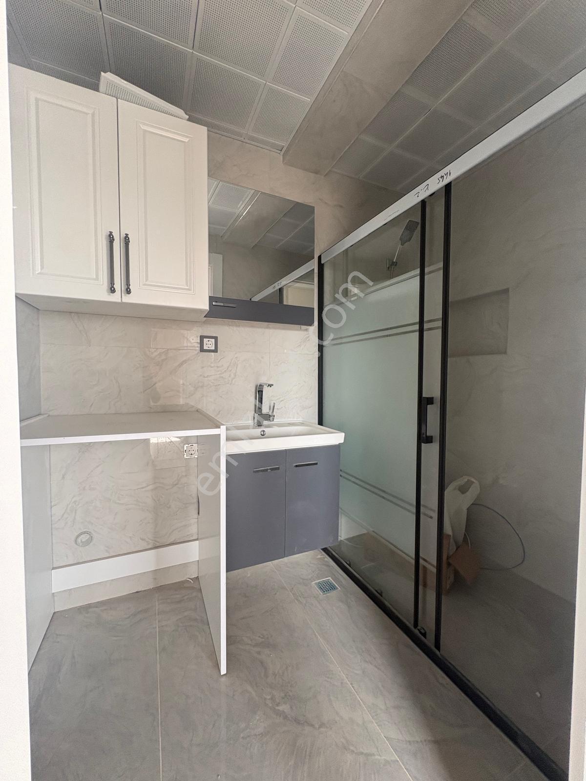 Muradiye Mh. Sıfır Site İçi Otoparklı 1+1 Geniş Full Lüx Daire - Görsel 16