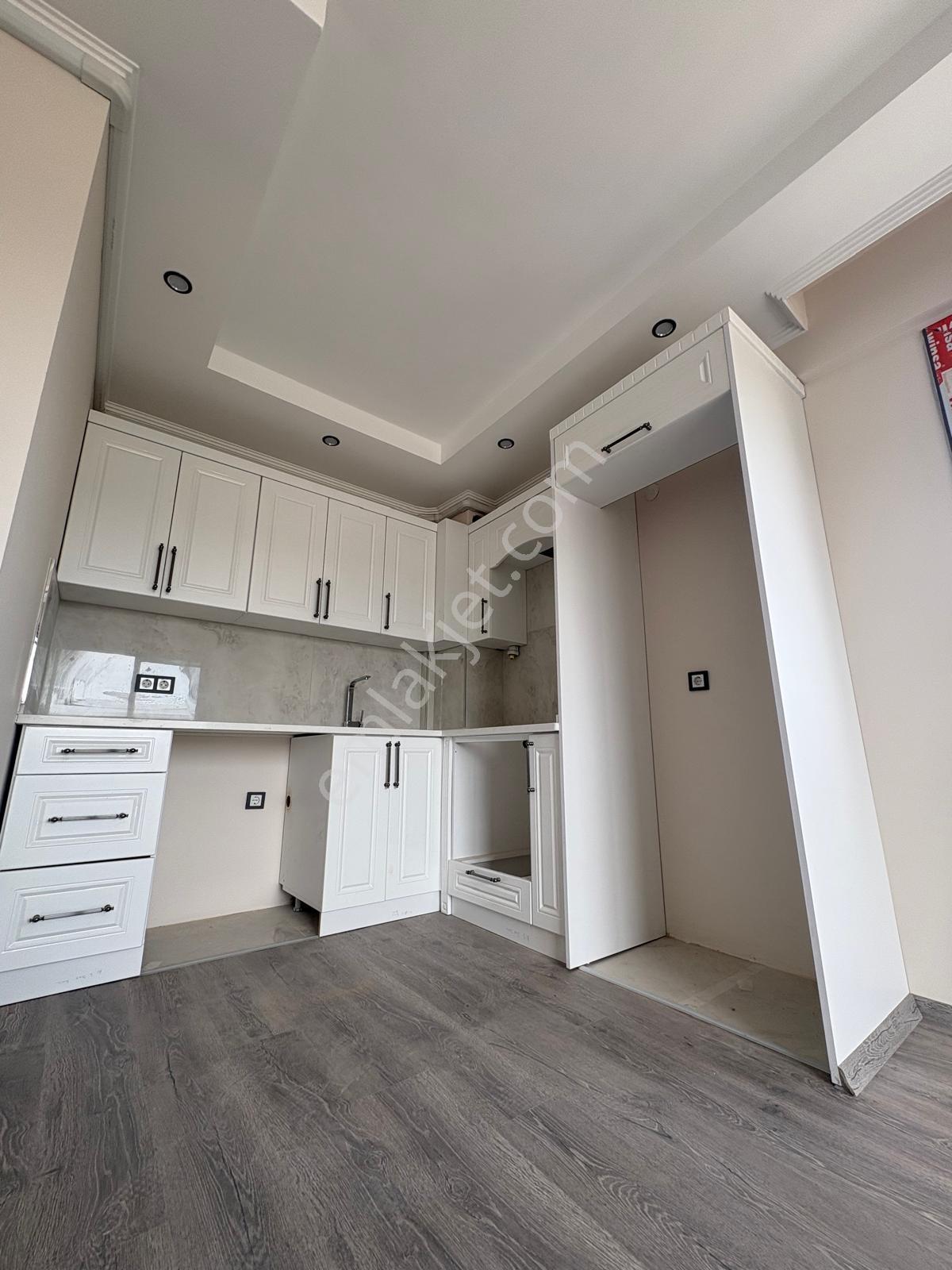 Muradiye Mh. Sıfır Site İçi Otoparklı 1+1 Geniş Full Lüx Daire - Görsel 12