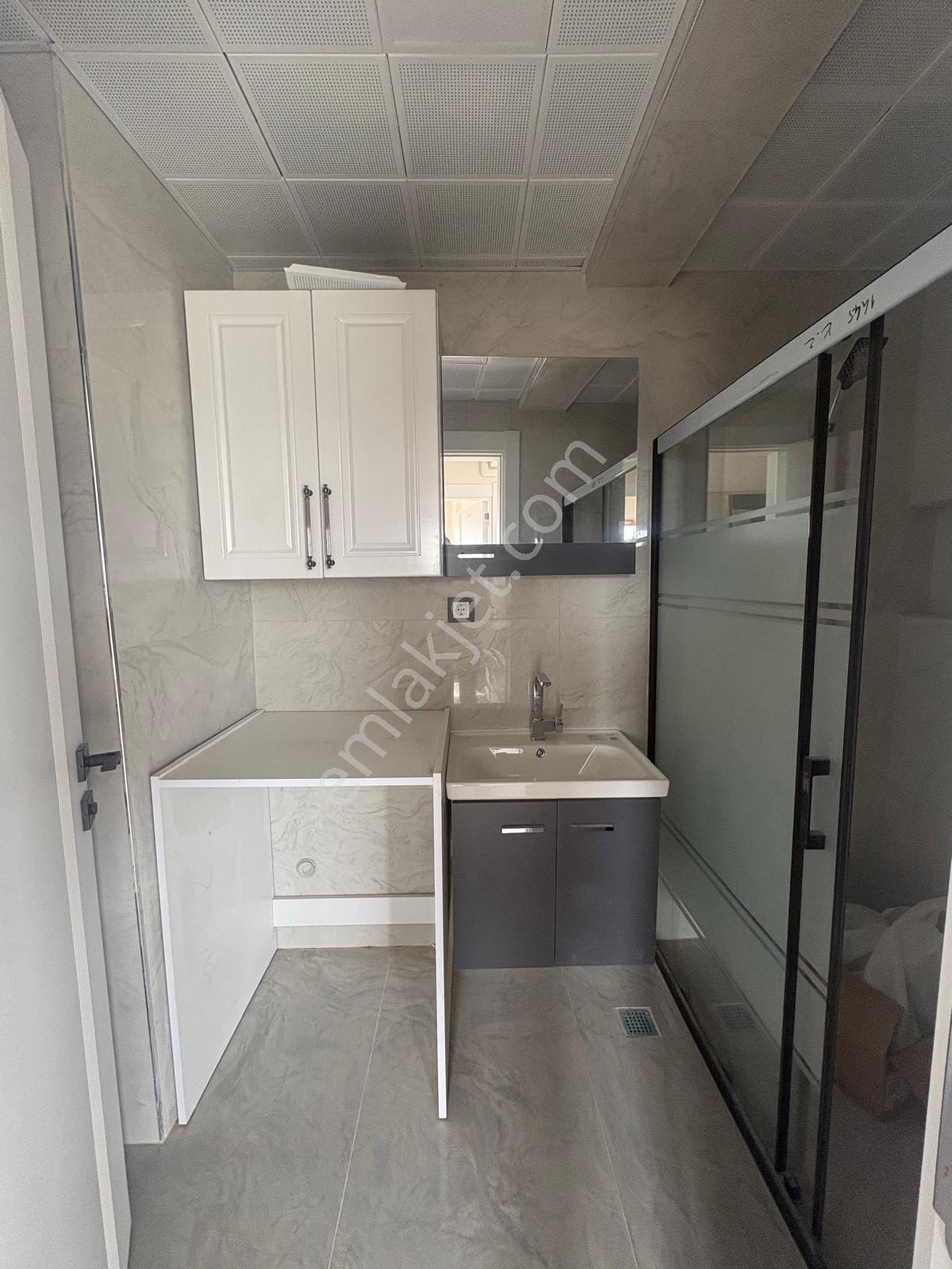 Muradiye Mh. Sıfır Site İçi Otoparklı 1+1 Geniş Full Lüx Daire - Görsel 23