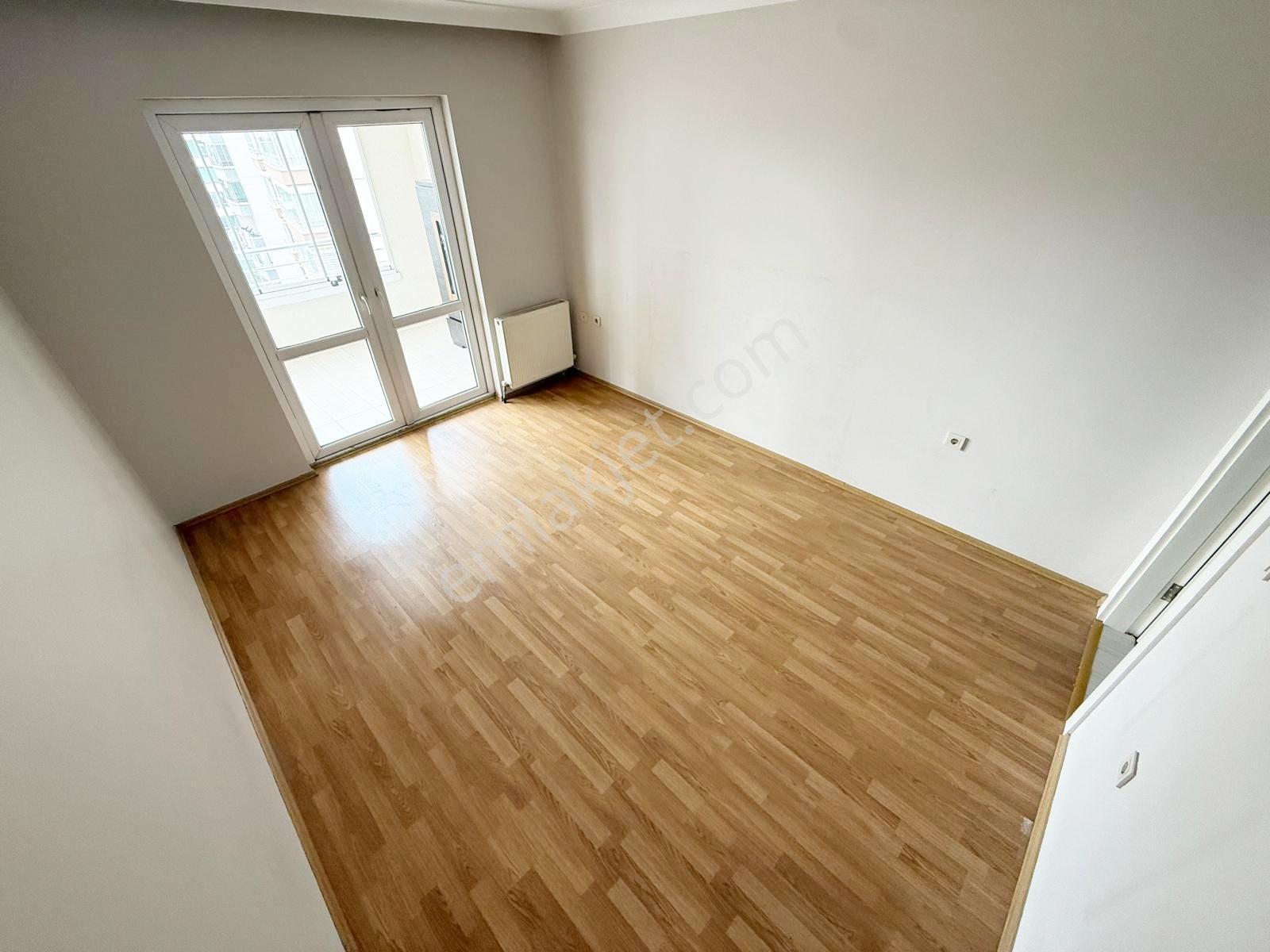 Barıştepe'de Erolkaya Cad Üzeri Krediye Uygun Sitede Yapılı 3+1 - Görsel 8