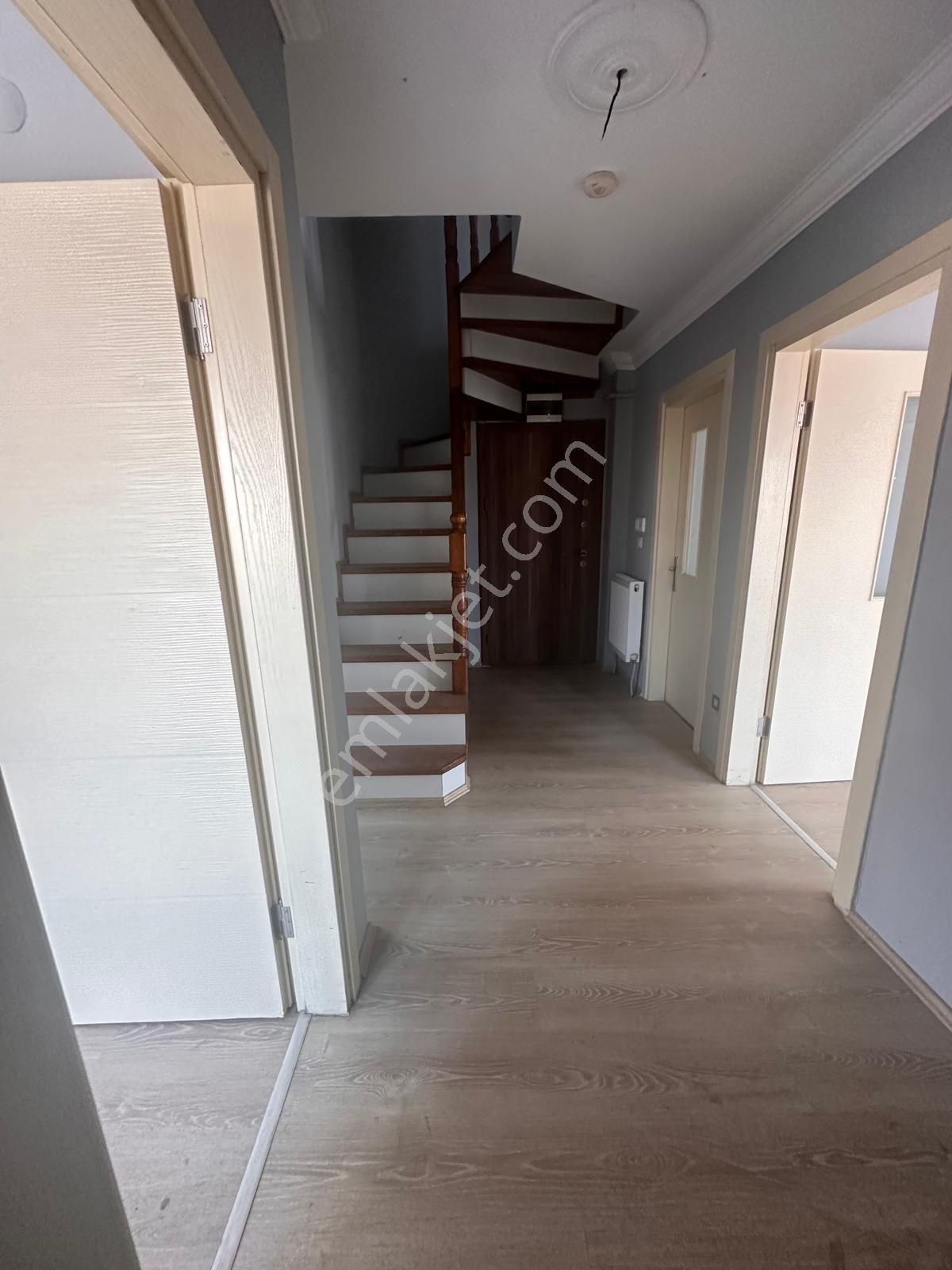 Canyapı'dan Sütlüce Mahallesinde 240m2 Satılık Dubleks - Görsel 15
