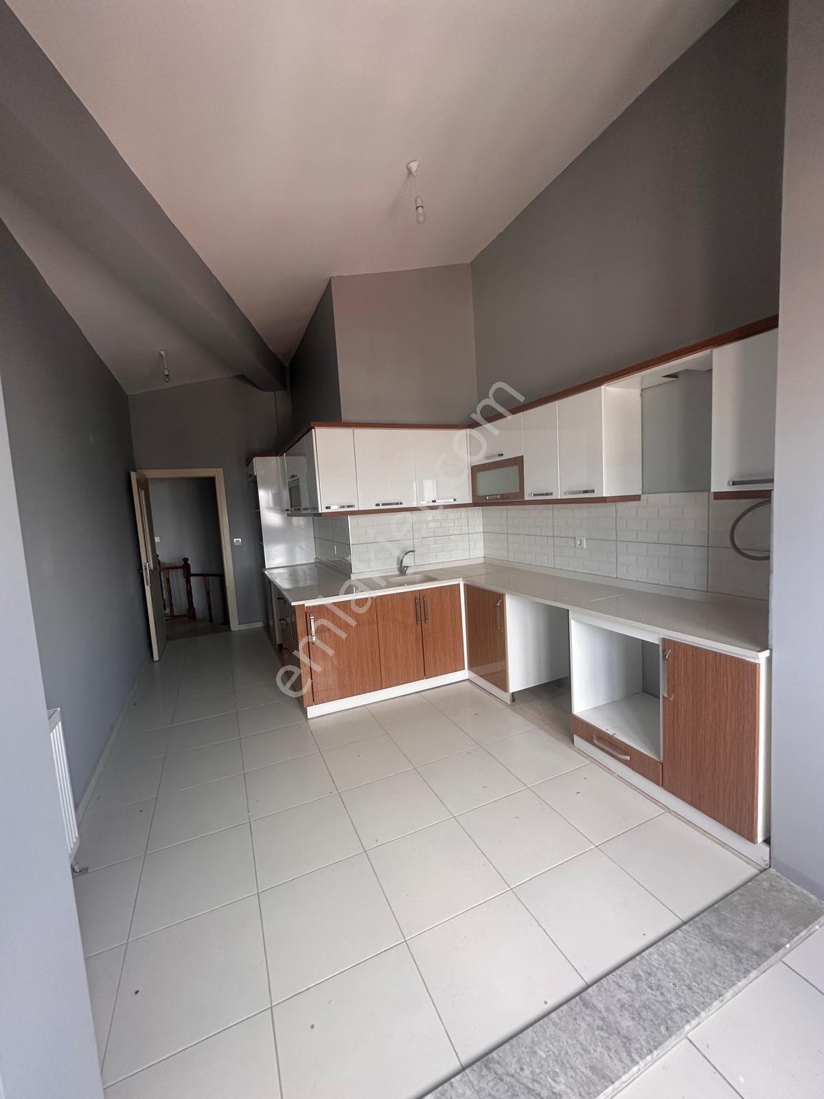 Canyapı'dan Sütlüce Mahallesinde 240m2 Satılık Dubleks - Görsel 25