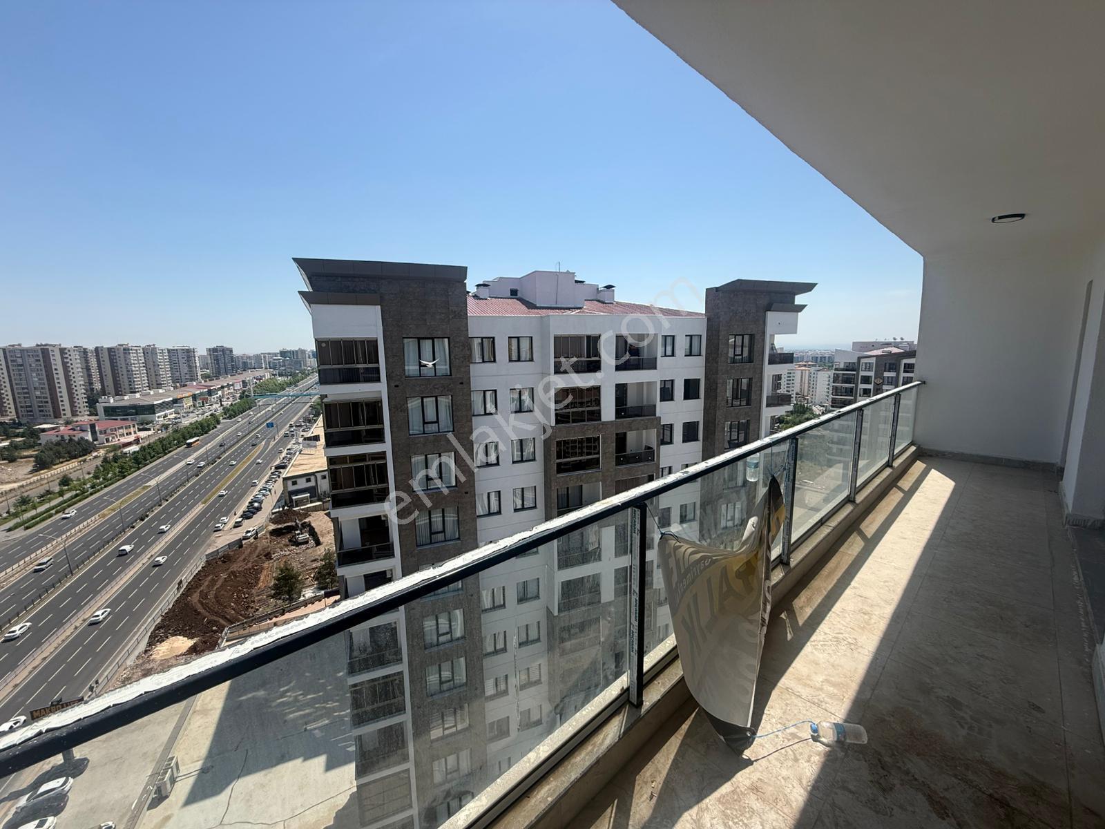 Makro Life Gayrimenkul'den Satılık Çeysa Centropolde 3+1 Satılık Fırsat Büro - Görsel 9