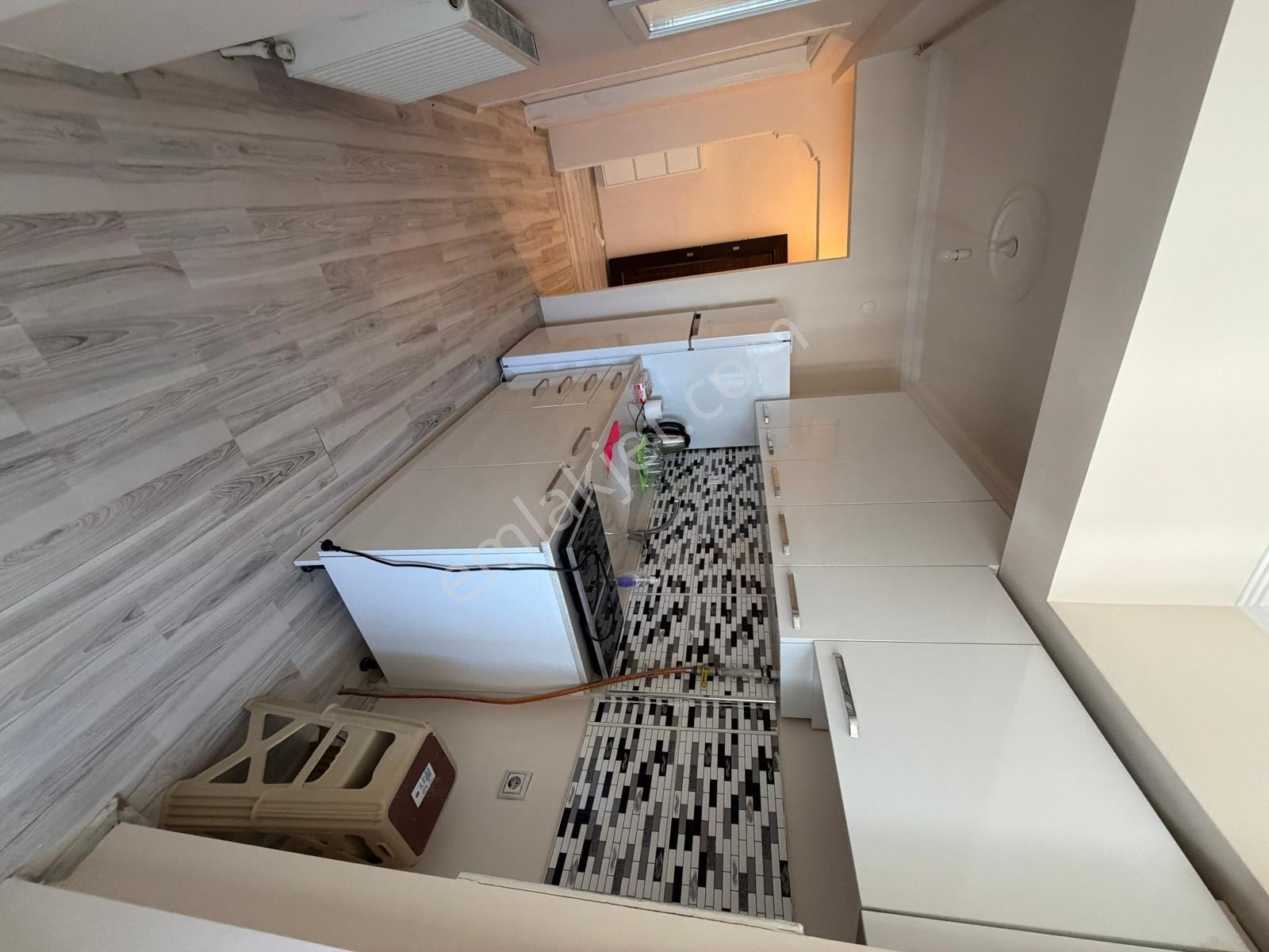 Hedef Emlak'tan Mevlana Caddesi Üzeri 2+1 Masrafsız Yapılı Daire - Görsel 3