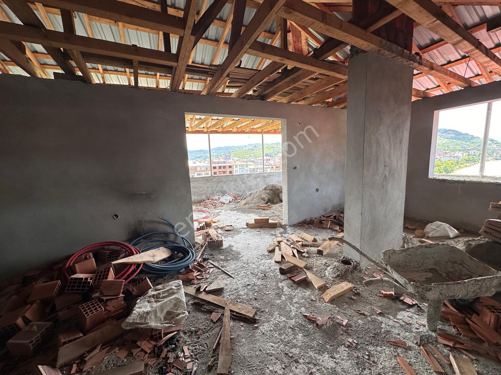 Trabzon Araklı Merkez'de Satılık Dubleks Daire - Görsel 12