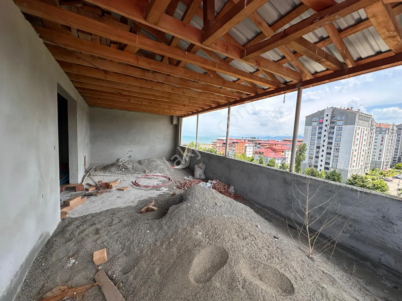 Trabzon Araklı Merkez'de Satılık Dubleks Daire - Görsel 16