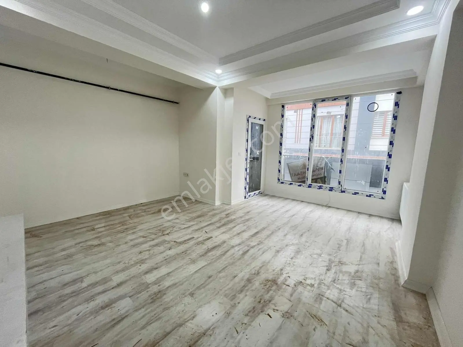 İmren Gayrimenkulden Satılık Sıfır 2+1 70 M2 Arakat Lüks Daire