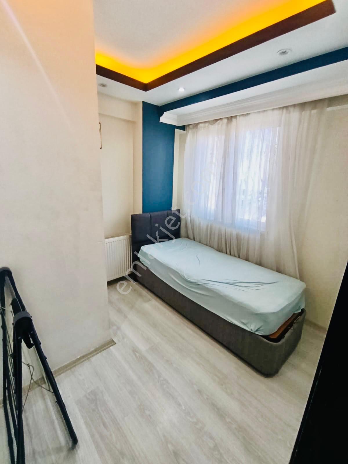 Arakat Balkonlu Kiracılı 2+1 Satılık Fırsat Apart - Görsel 4