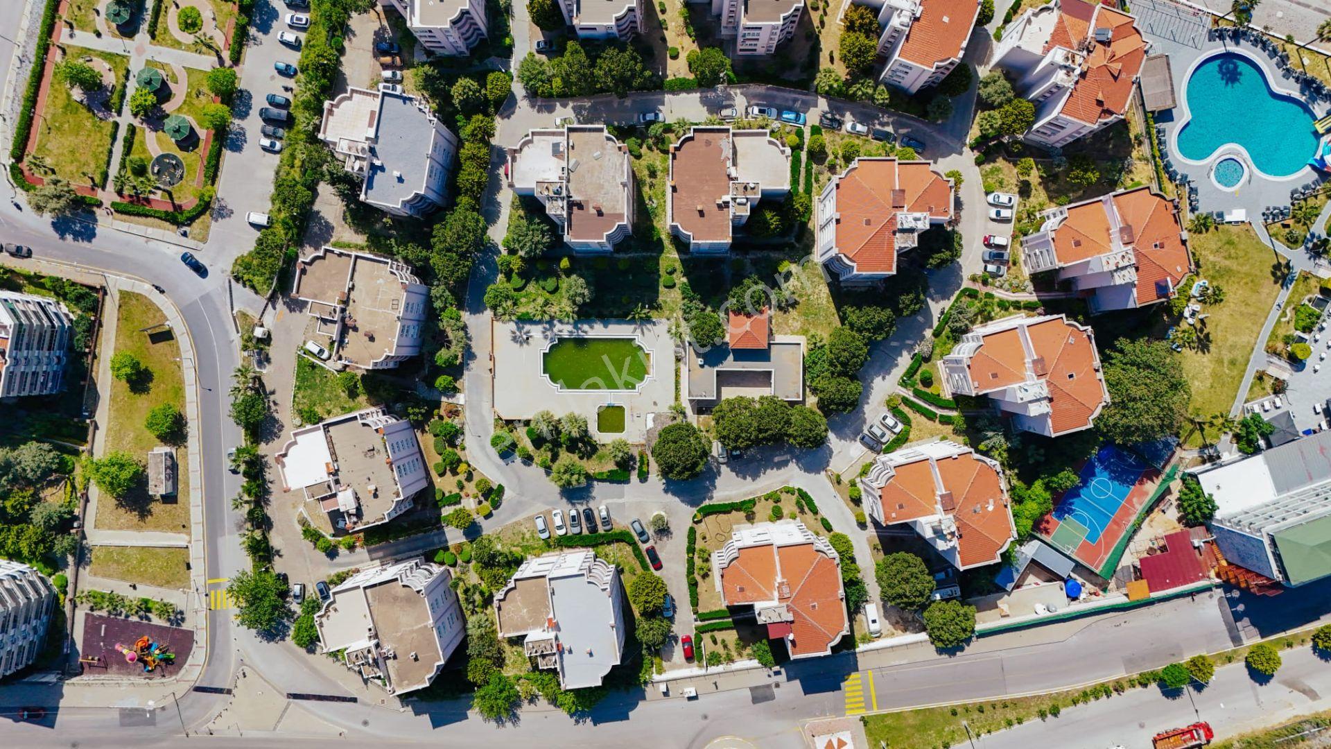Ege Mahallesi'nde Site İçinde 3+1,kısmi Deniz Manzaralı Daire - Görsel 32