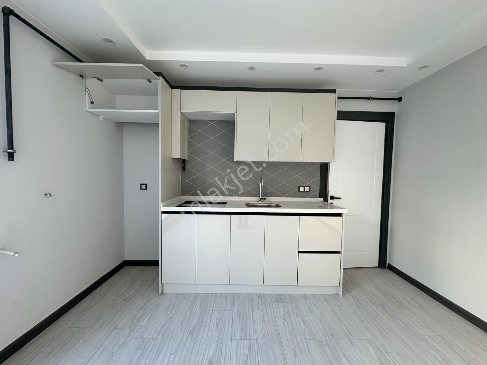 Çerkezköy Merkezde Kiralık 1+1 Home Ofis - Görsel 18
