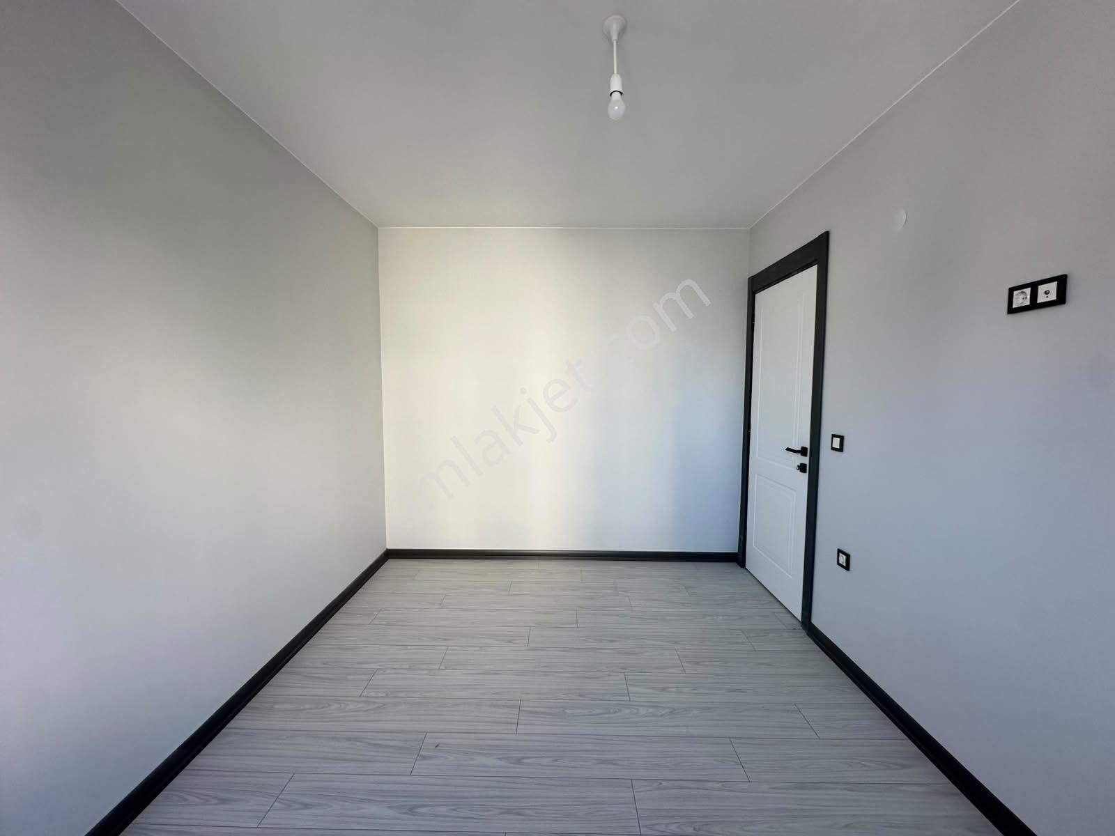 Çerkezköy Merkezde Kiralık 1+1 Home Ofis - Görsel 21