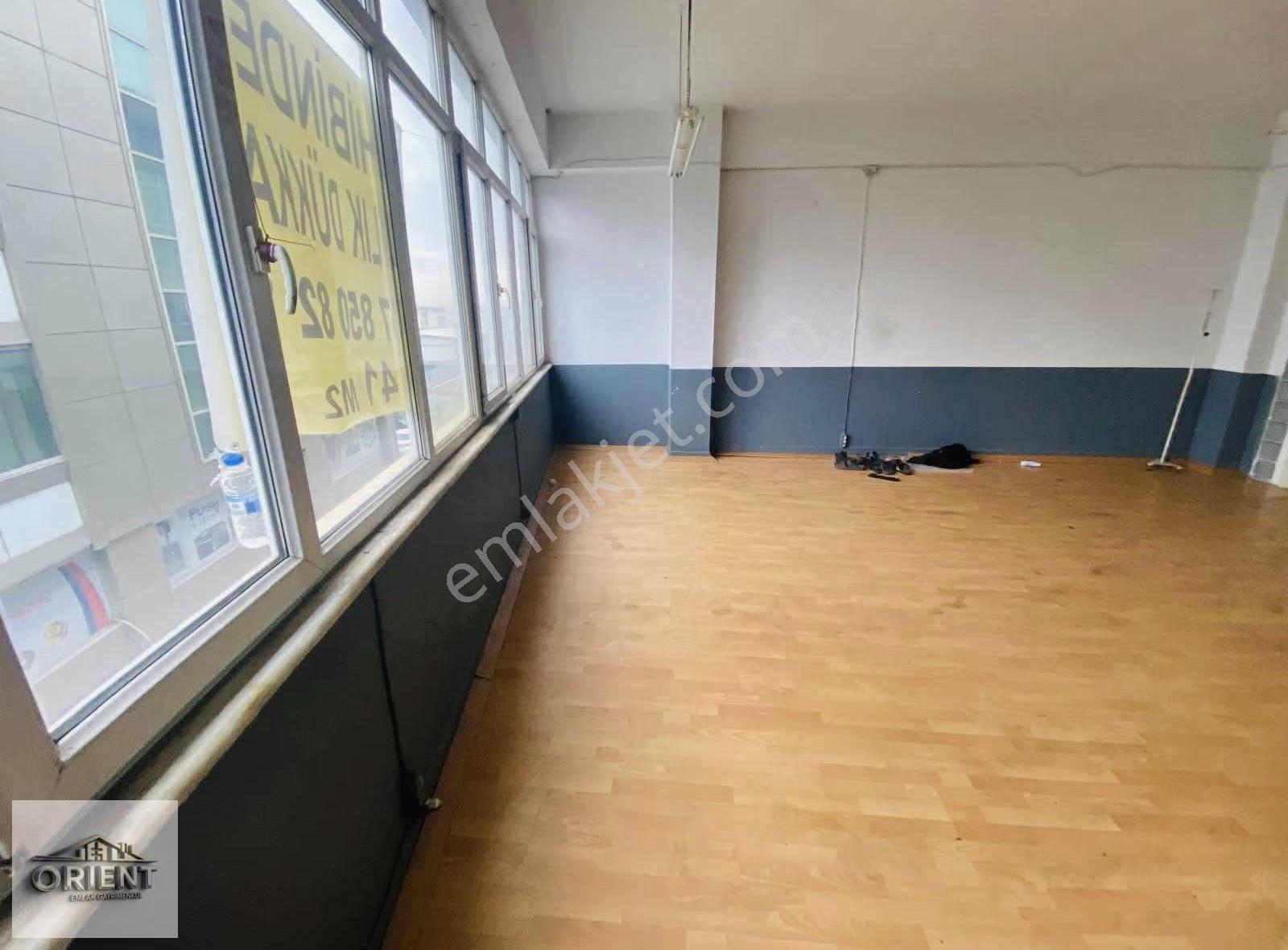 Tramvay Önünde İmalat Ve Atölyeye Uygun Dükkan - Görsel 10
