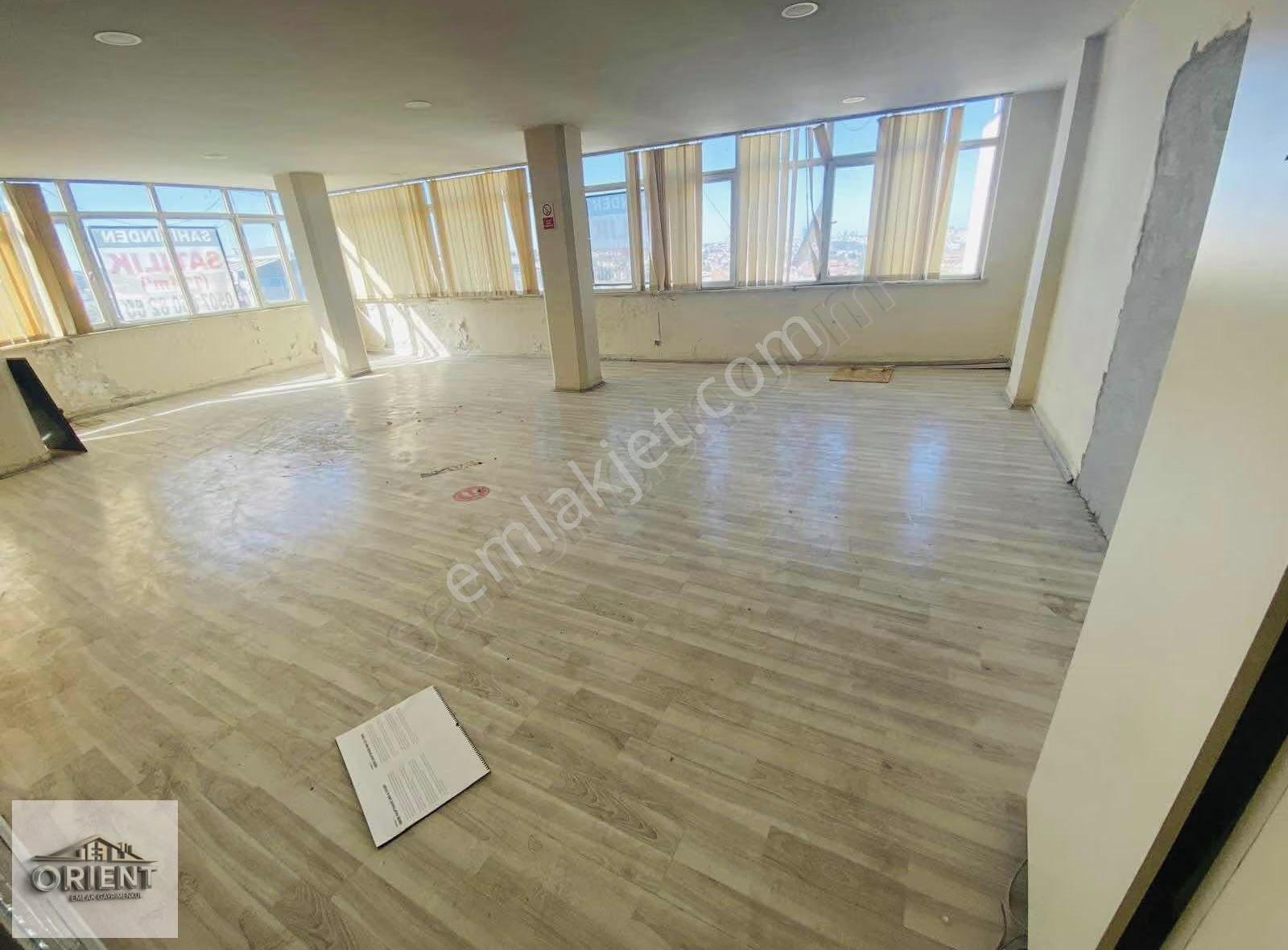 Değer Kazanan Bölgede Satılık 114 M² Köşe Dükkan - Görsel 16