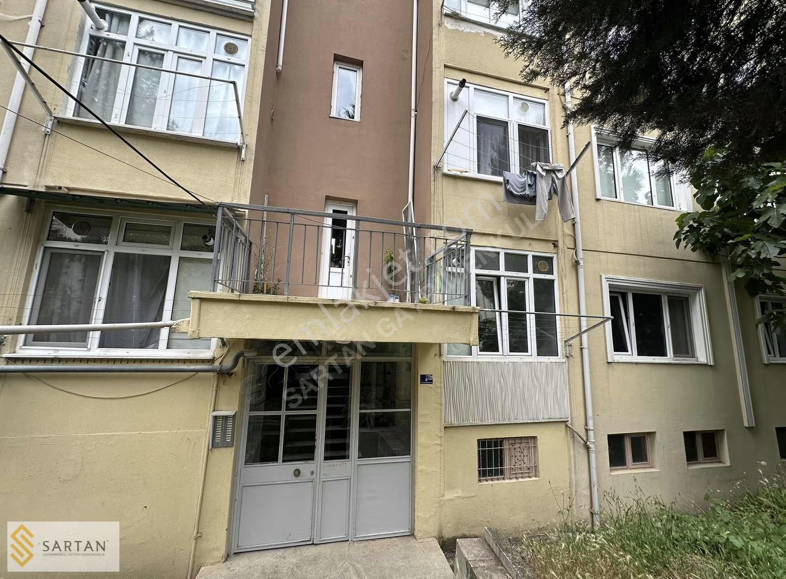 Göçmen Konutlarında Merkezi Konumda 2+1 Kiralık Eşyasız Daire - Görsel 2
