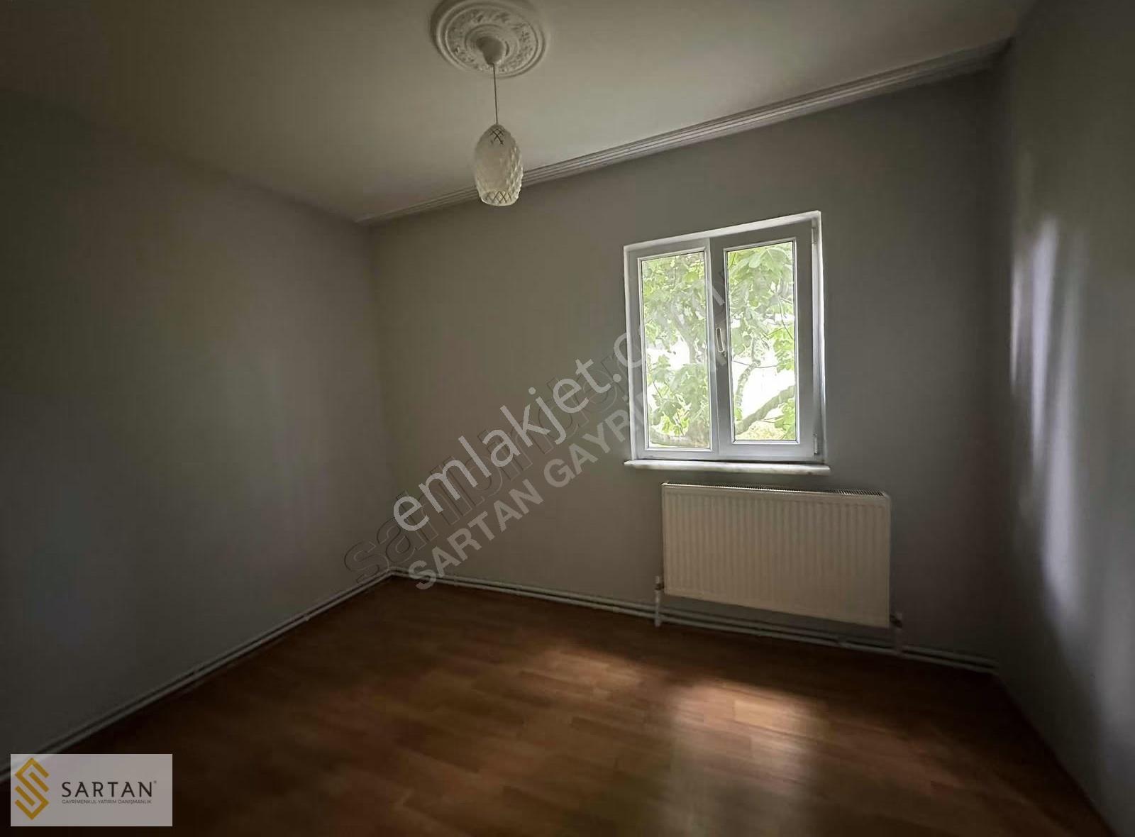 Göçmen Konutlarında Merkezi Konumda 2+1 Kiralık Eşyasız Daire - Görsel 19