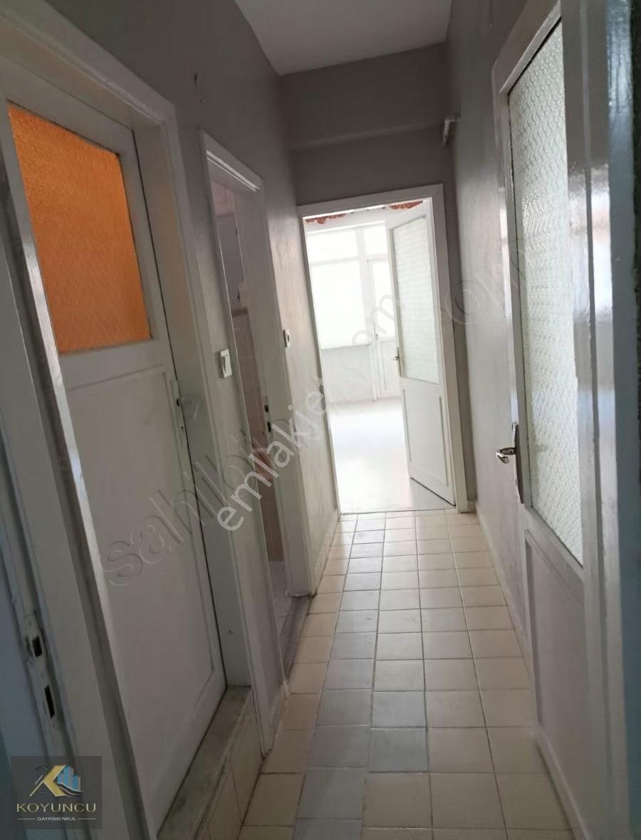 Küçükköy Merkezde Doğalgaz Sobalı Kiralık Daire - Görsel 4