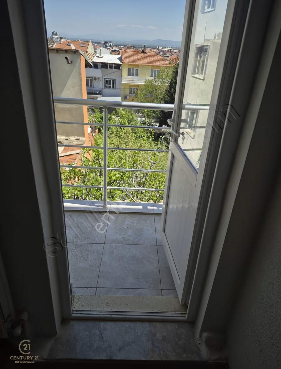 C21 Bal Altıeylül Yıldız Mahallesinde Kiralık 2+1 Merkezi Daire - Görsel 7