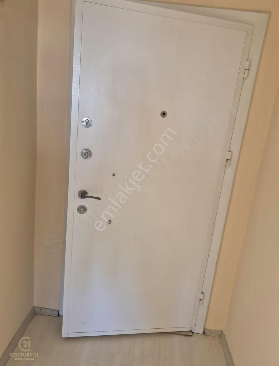 C21 Bal Altıeylül Yıldız Mahallesinde Kiralık 2+1 Merkezi Daire - Görsel 8