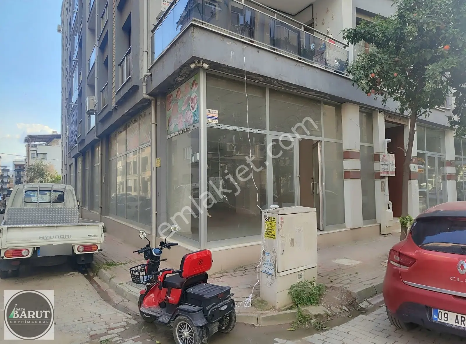 İncirliova Zafer Mahallesi 280 M2 Köşe Konumlu Dükkan