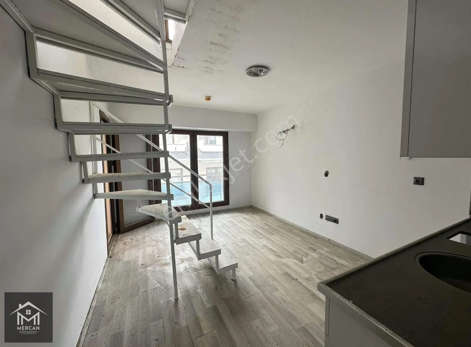 Mercan'dan Üniversite Yakını Fırsat 2+1 Yatırımlık Apartlar !! - Görsel 2
