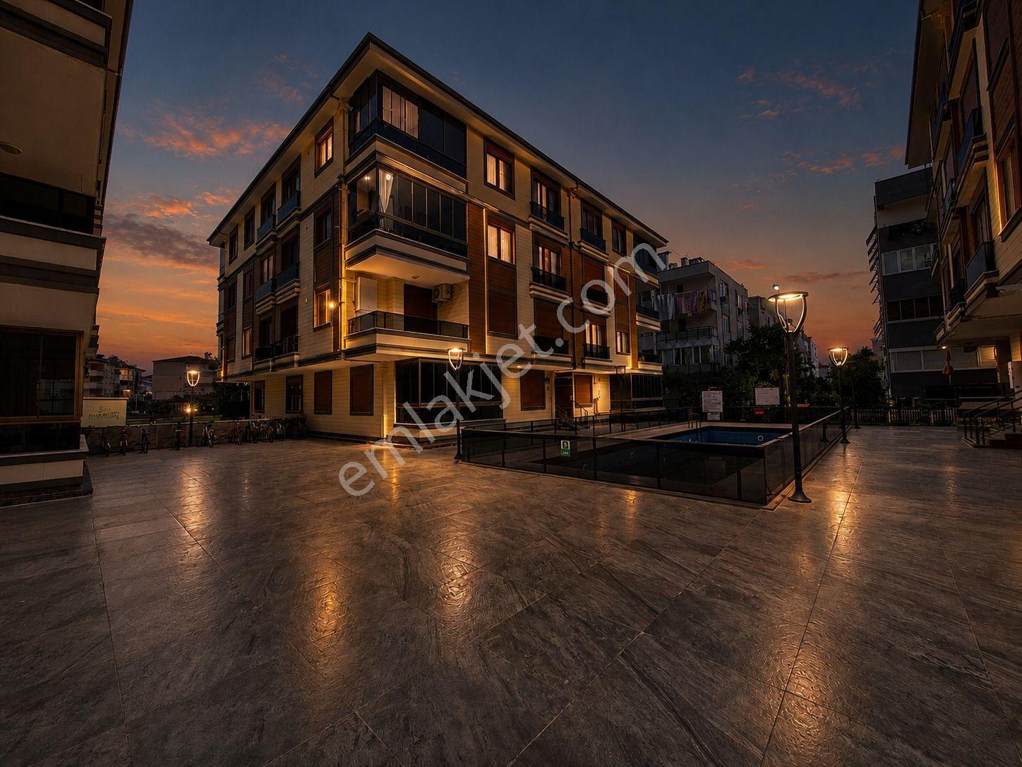 🛑🛑aktiften Akçay'da Satılık Havuzlu Otoparklı Harika Tasarımlı 2+1daire - Görsel 35