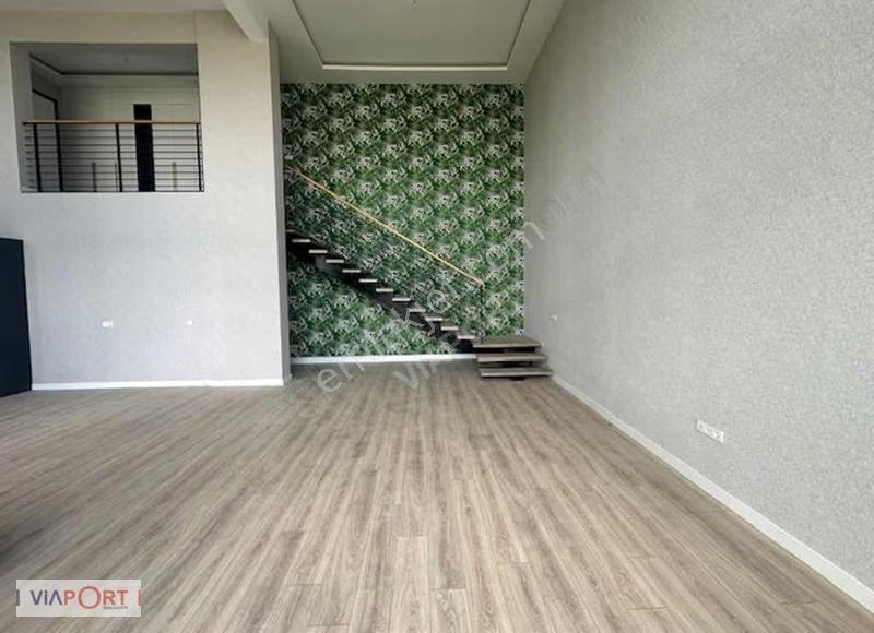 Bağlıca'da Özel Bahçeli 4+1 Villa Konseptinde Loft - Görsel 14