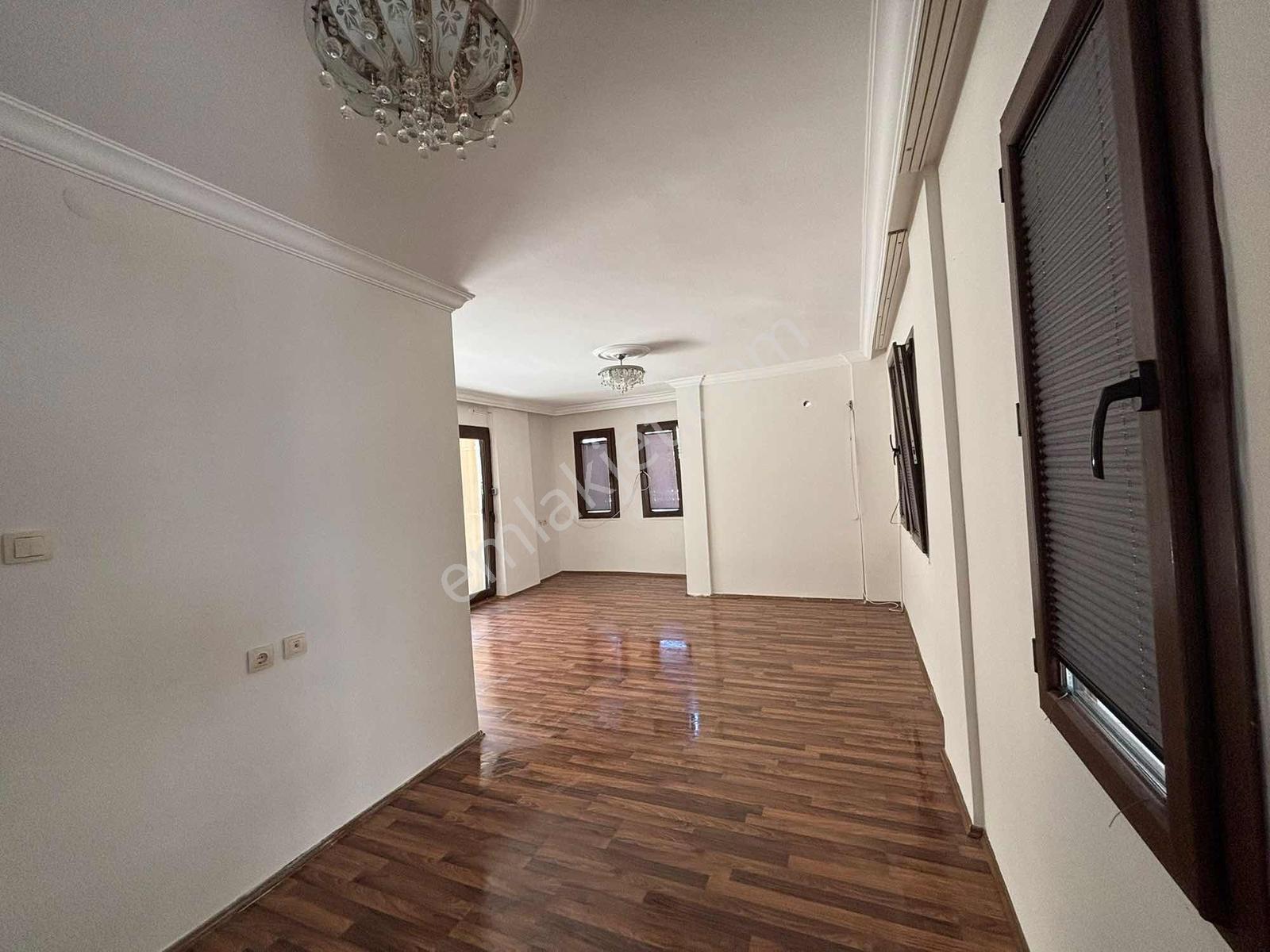 Blue Port Avm Yakını Bahçe Katı 2+1 Kapalı Mutfak Düz Daire - Görsel 20