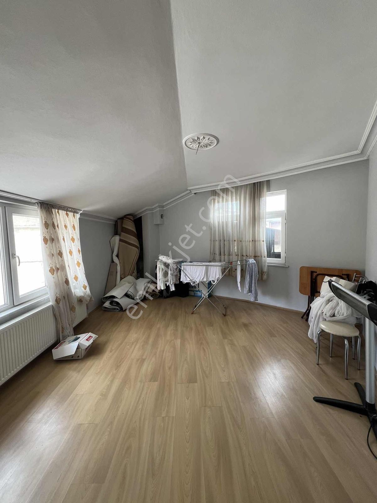Acil Satılık 4+1 Merkezi Konum Terası Olan Daire - Görsel 3