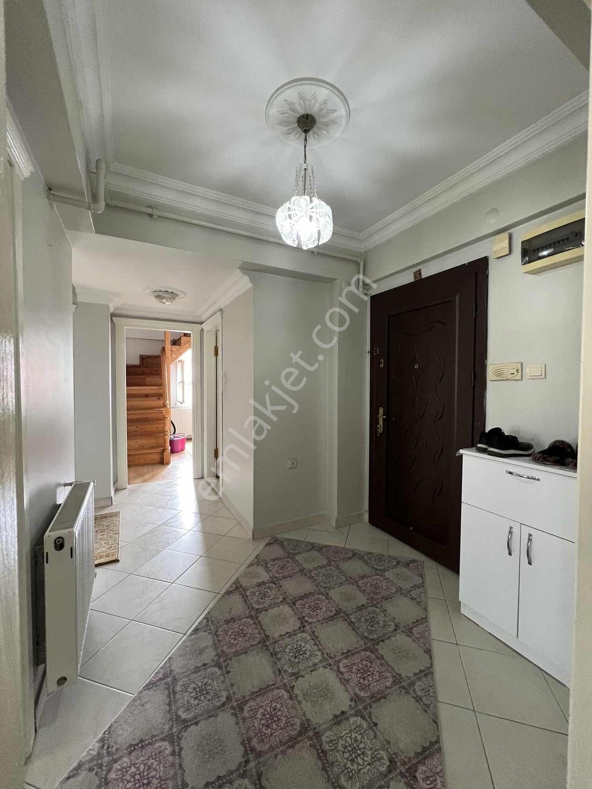 Acil Satılık 4+1 Merkezi Konum Terası Olan Daire - Görsel 28