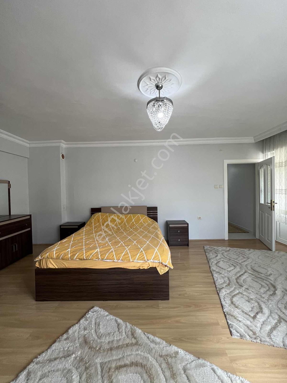 Acil Satılık 4+1 Merkezi Konum Terası Olan Daire - Görsel 16