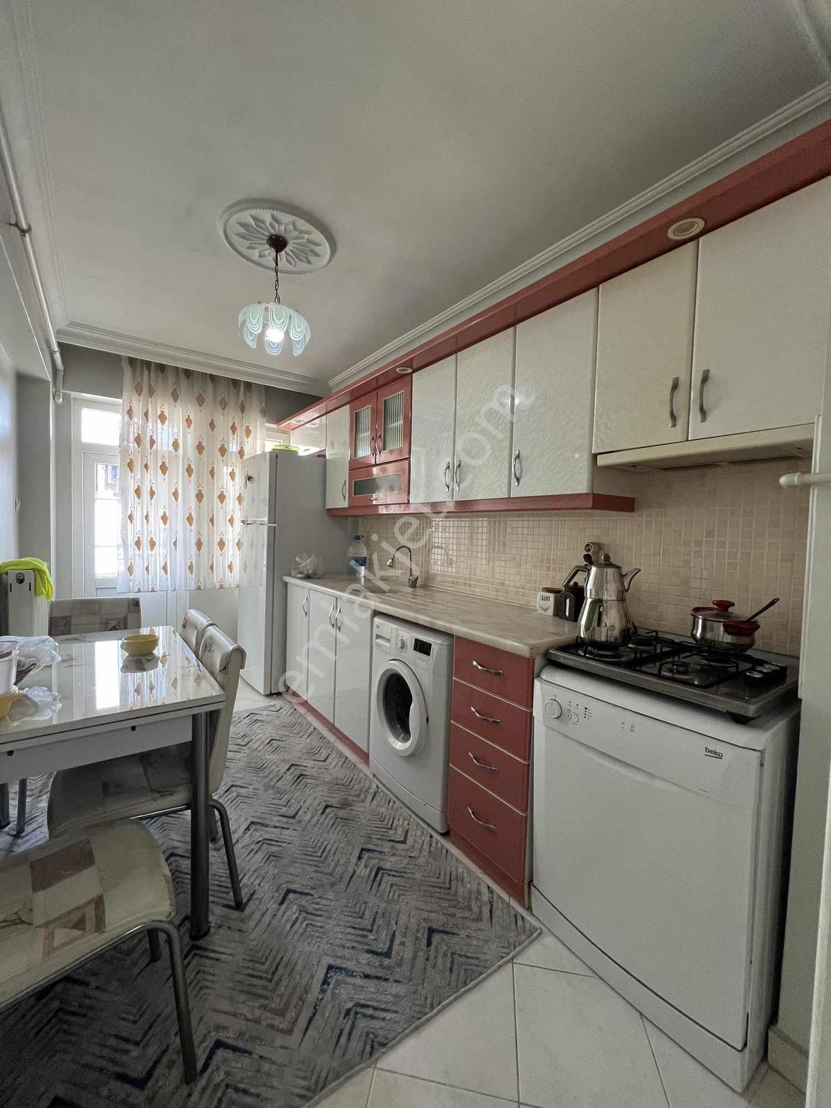 Acil Satılık 4+1 Merkezi Konum Terası Olan Daire - Görsel 19