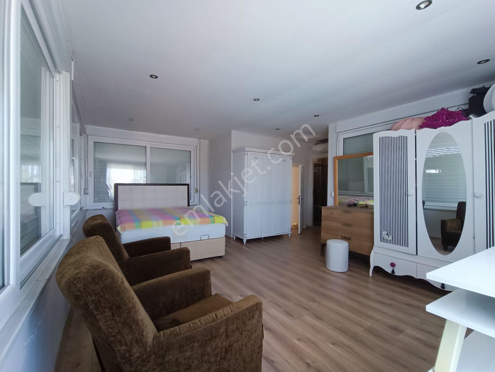 Evrenseki'de Denize 600 Metre Mesefade 4+1 Triblex Villa - Görsel 20