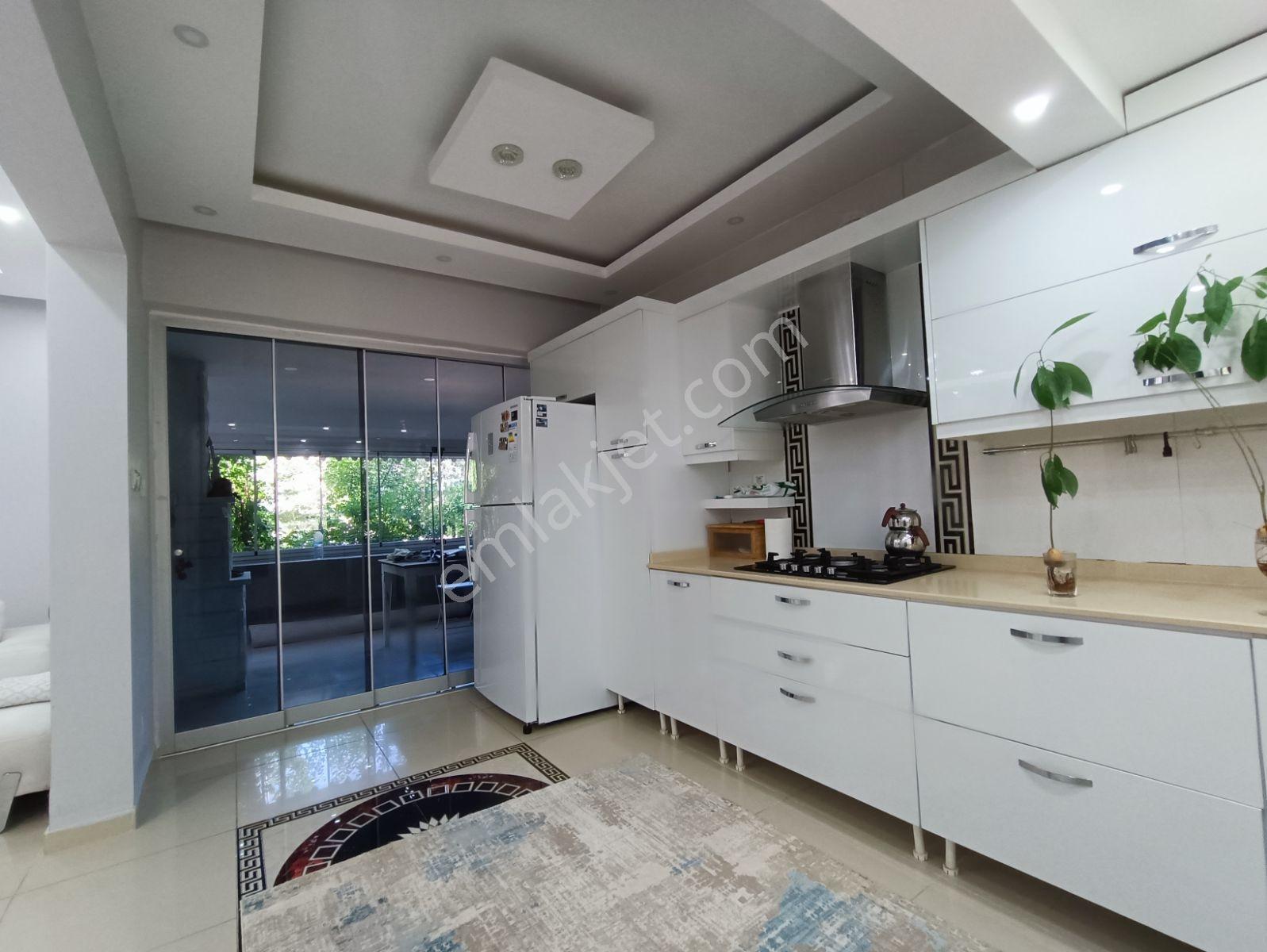 Evrenseki'de Denize 600 Metre Mesefade 4+1 Triblex Villa - Görsel 26