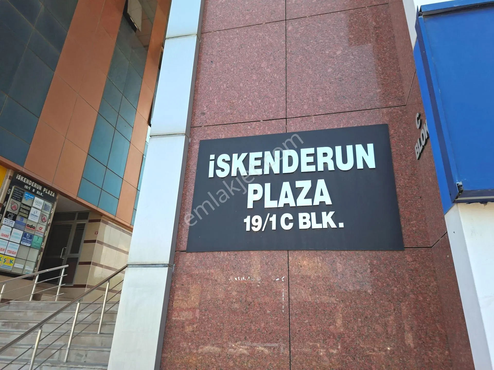 Çay Mahallesinde Mete Aslan Bulvarında İskenderun Plaza Da Temiz Eşyalık Kiralık Büro - Görsel 4