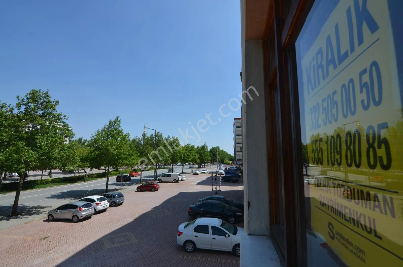 Talha Tozduman'dan Fetih Caddesi Cepheli Yeni Boyalı 3+1 Kiralık