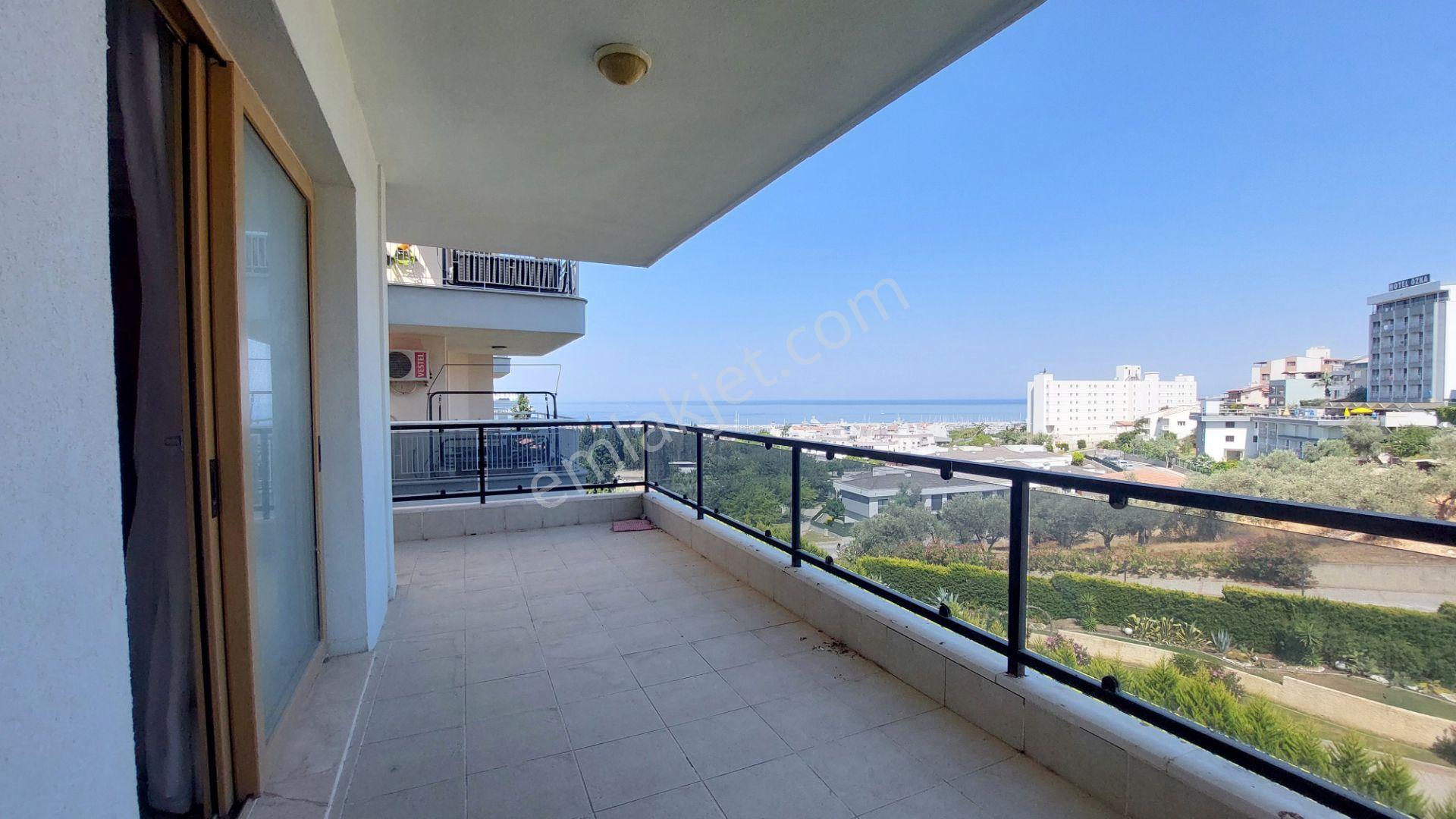 Kuşadası'nda Deniz Manzaralı, Havuzlu Site İçerisinde Satılık Daire - Görsel 19