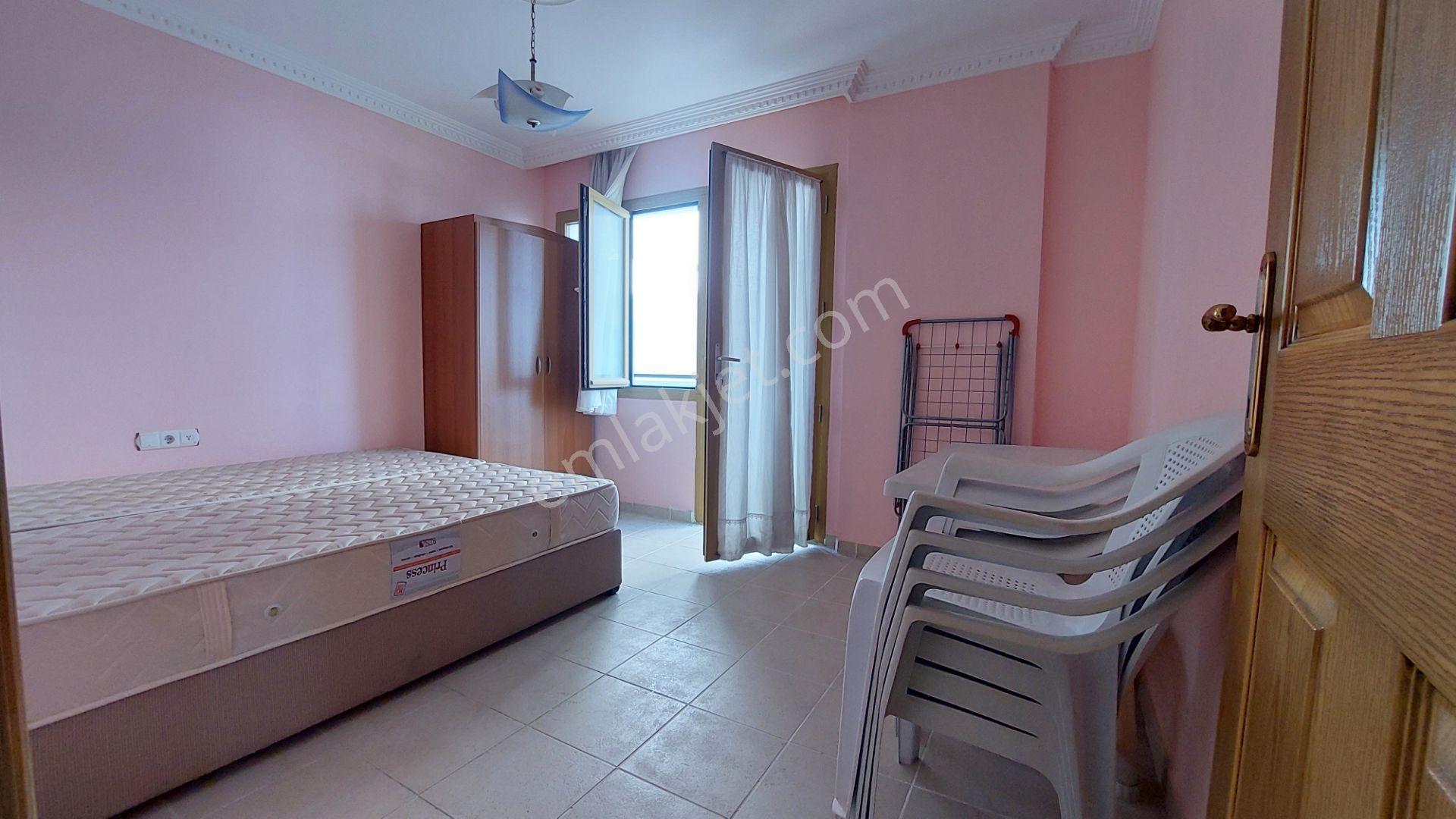 Kuşadası'nda Deniz Manzaralı, Havuzlu Site İçerisinde Satılık Daire - Görsel 14