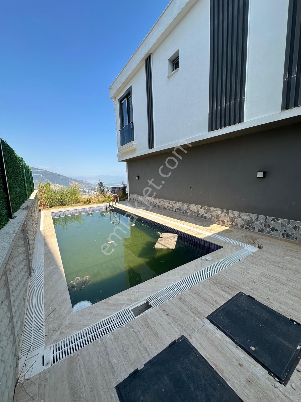 Gökhan Gökdemir'den Deniz Ve Doğa Manzaralı Satılık Villa - Görsel 12