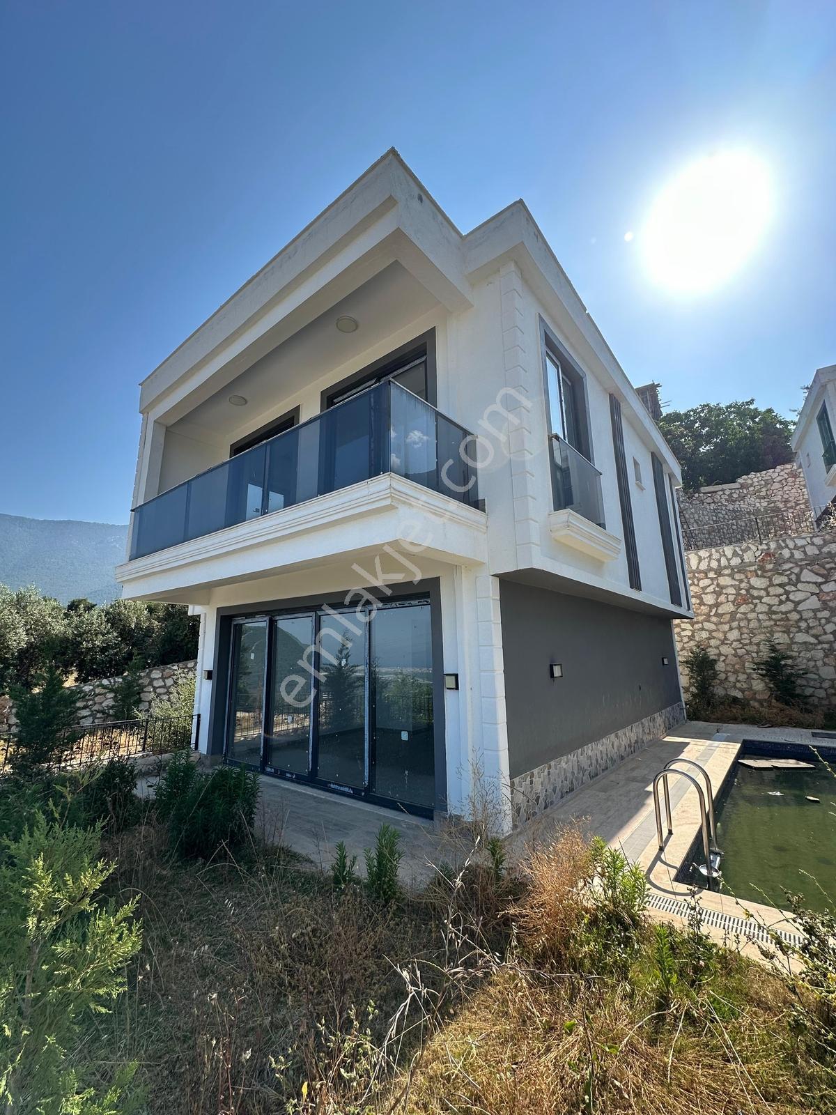 Gökhan Gökdemir'den Deniz Ve Doğa Manzaralı Satılık Villa - Görsel 5