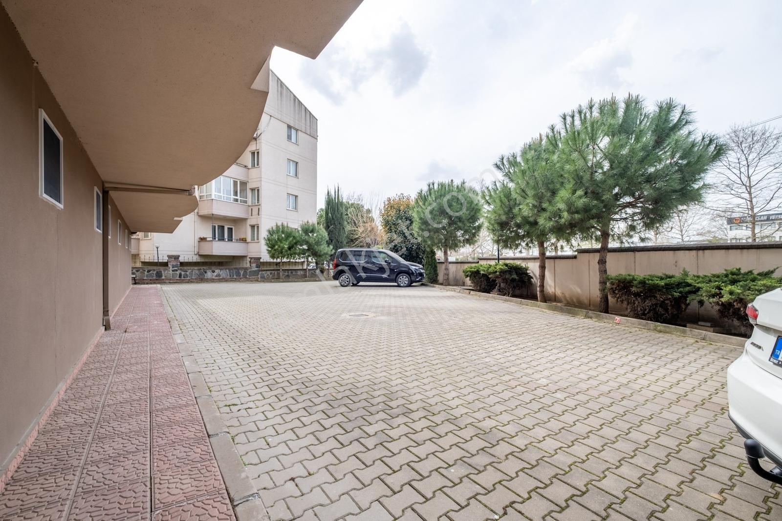 Remax Area Dan Atabulvarı Cadde Üzeri Kiralık 3+1 Ara Kat Daire - Görsel 5